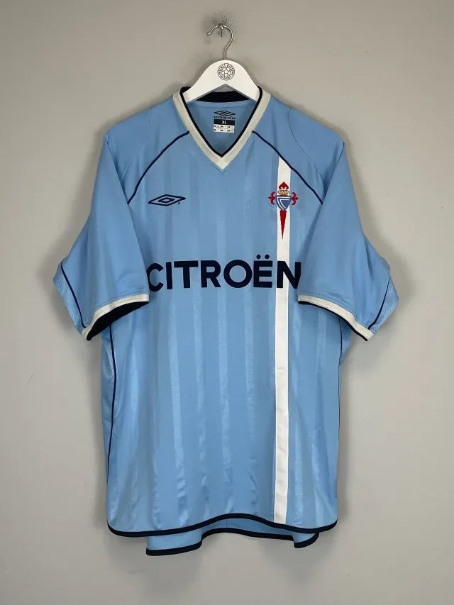 2001/03 CELTA VIGO *SIGNED* HOME SHIRT (XL) UMBRO | Cult Kits