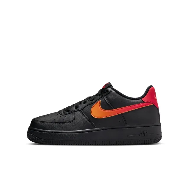 Nike Air Force 1 Low Older Kids' Shoes - Black