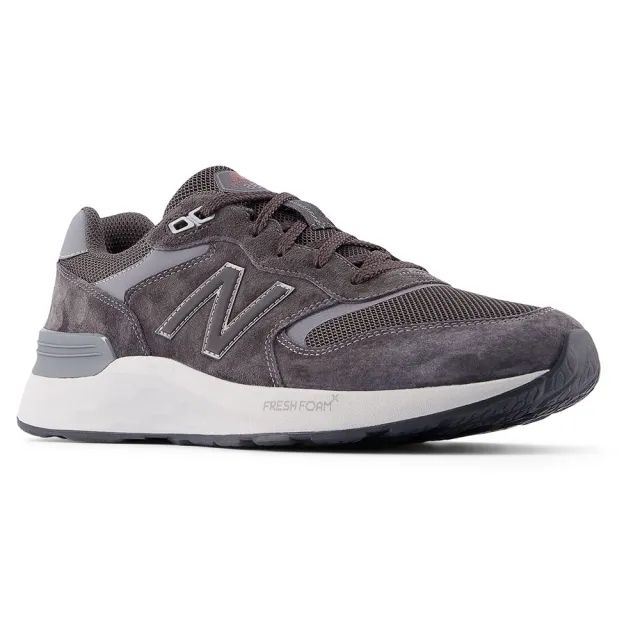 New Balance Men's Fresh Foam Walking 880 v7 in Black Synthetic