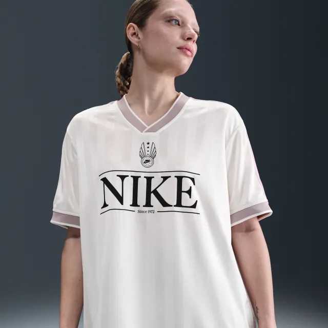 Nike Sportswear Women's V-Neck Jersey Top - White - Polyester