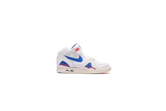 Nike Air Tech Challenge 2
