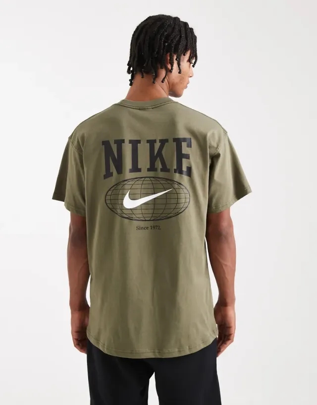 Nike Line Art Graphic T-Shirt In Khaki-Green