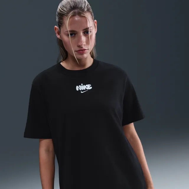 Nike Sportswear Women's T-Shirt - Black