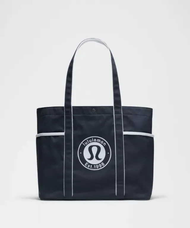 lululemon – Daily Multi-Pocket Canvas Tote Bag 20L Logo – Color Blue