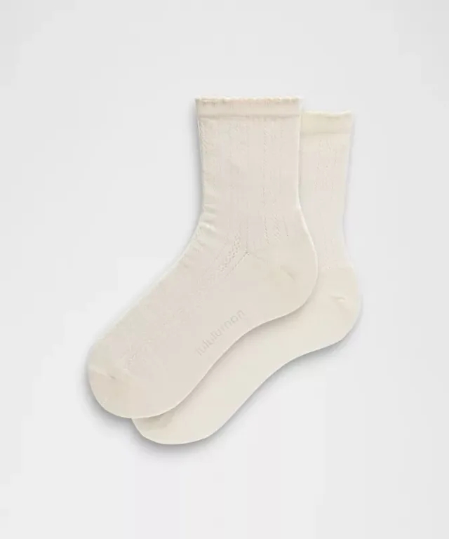 lululemon – Unisex Pointelle Quarter Socks – Color White – Size L