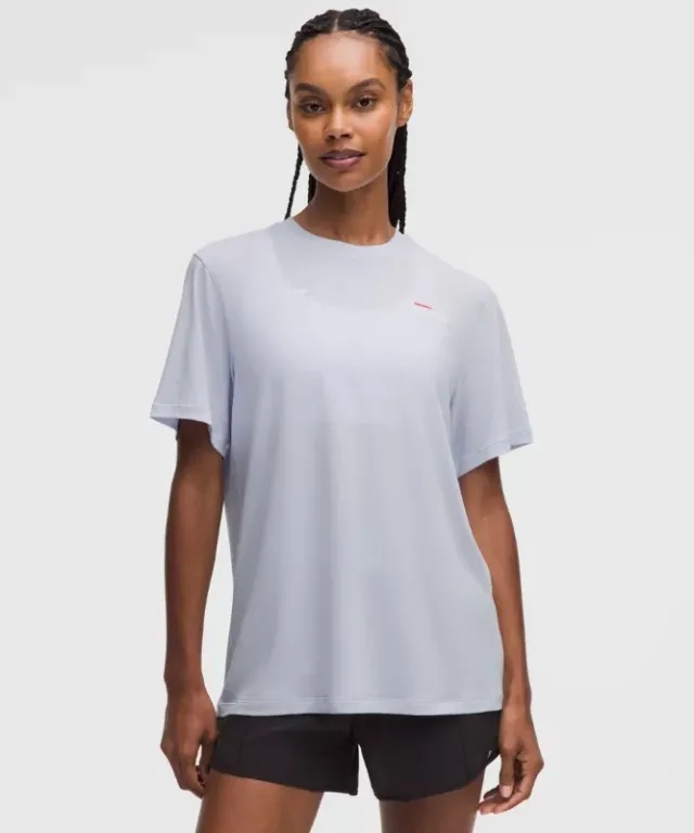 lululemon – Women's Jersey Training Short-Sleeve Shirt Graphic – Color Blue – Size 0