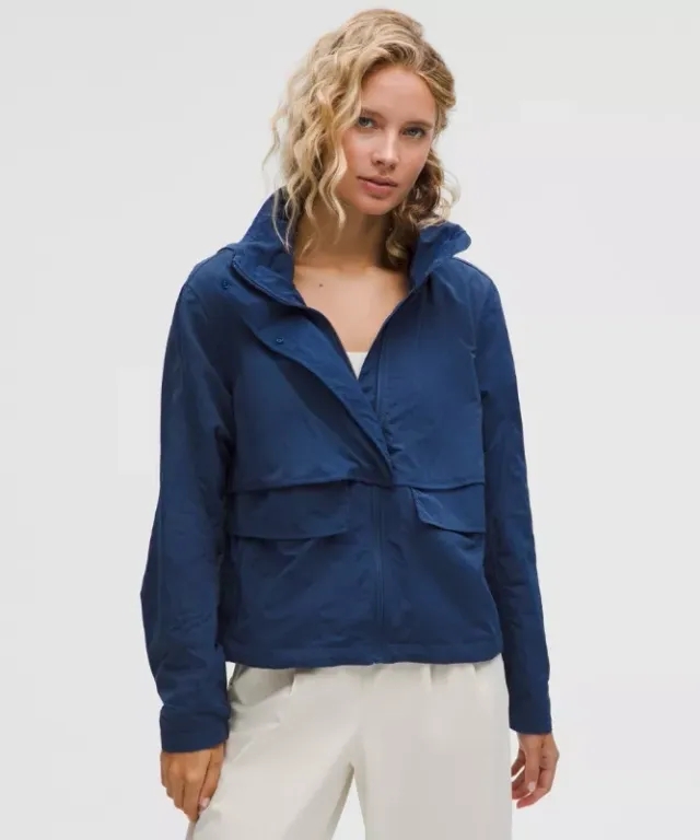 lululemon – Women's Always Effortless Classic-Fit Jacket – Color Blue – Size 0