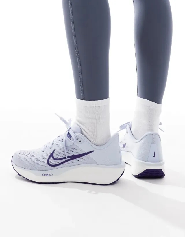 Women's Nike Quest 6 Running Shoes in Blue/Purple