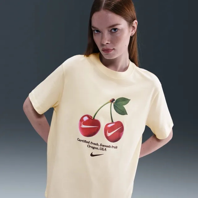 Nike Sportswear Women's T-Shirt - White - Cotton