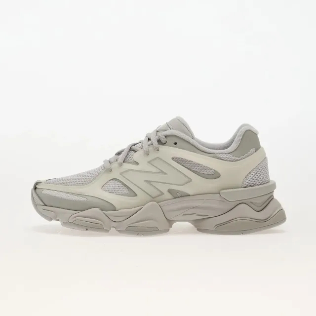 Sneakers New Balance 9060 Raincloud Eur 44