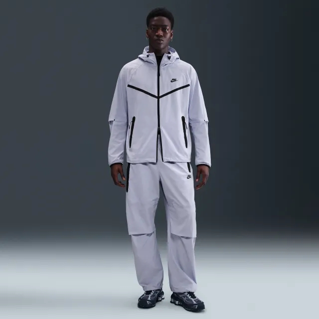 Nike Tech Men's Woven Oversized Trousers - Grey - Nylon/Elastane