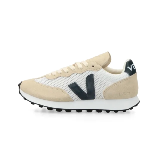 Veja  RIO BRANCO  men's Shoes (Trainers) in Beige