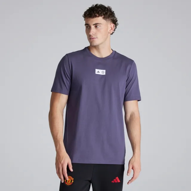 Manchester United Seasonal Graphic T-Shirt Purple