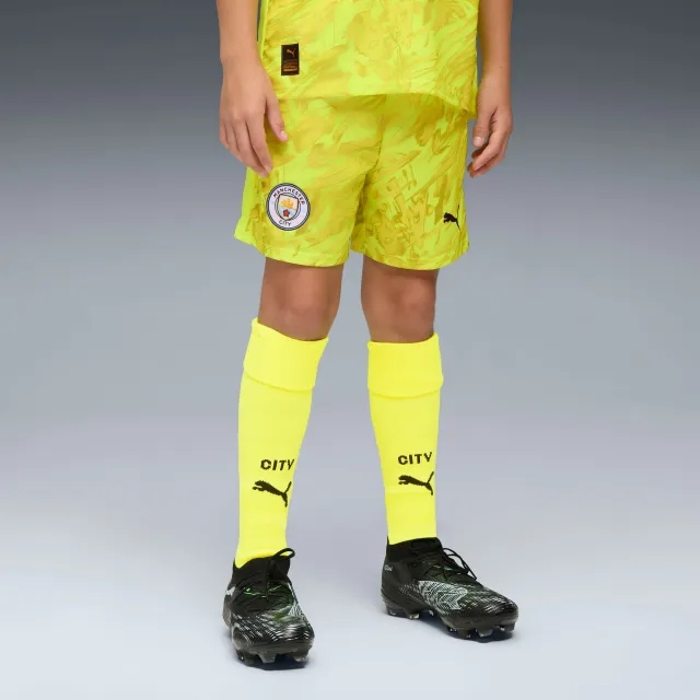 PUMA Manchester City 25/26 Goalkeeper Shorts Youth, Yellow Alert, size 11-12 Youth