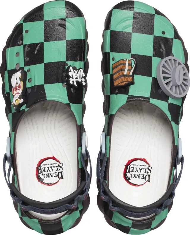 Crocs | Unisex | Demon Slayer Tanjiro Echo | Clogs | Mocha | W4/M3