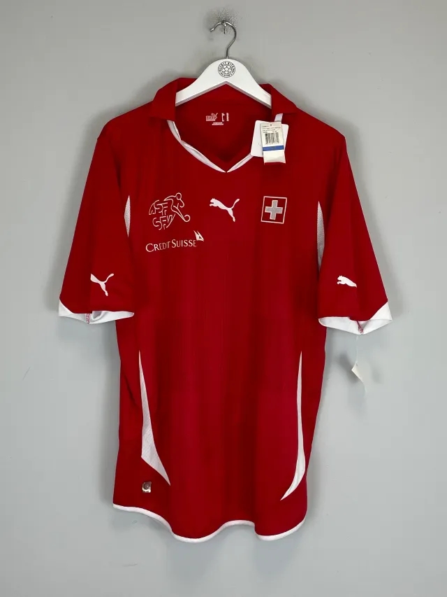 2010/11 SWITZERLAND *BNWT* SQUAD SIGNED HOME SHIRT (XL) PUMA | CULT KITS