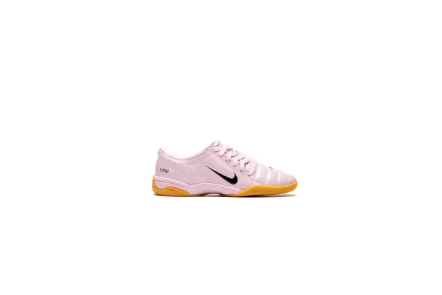 Nike Total 90