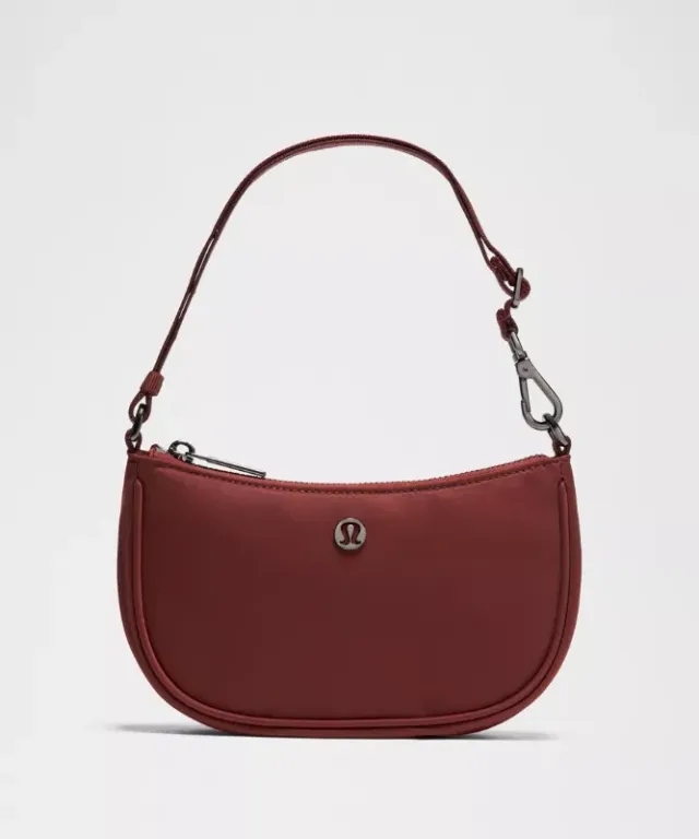 lululemon – City Essentials Mini Shoulder Bag 1L – Color Red