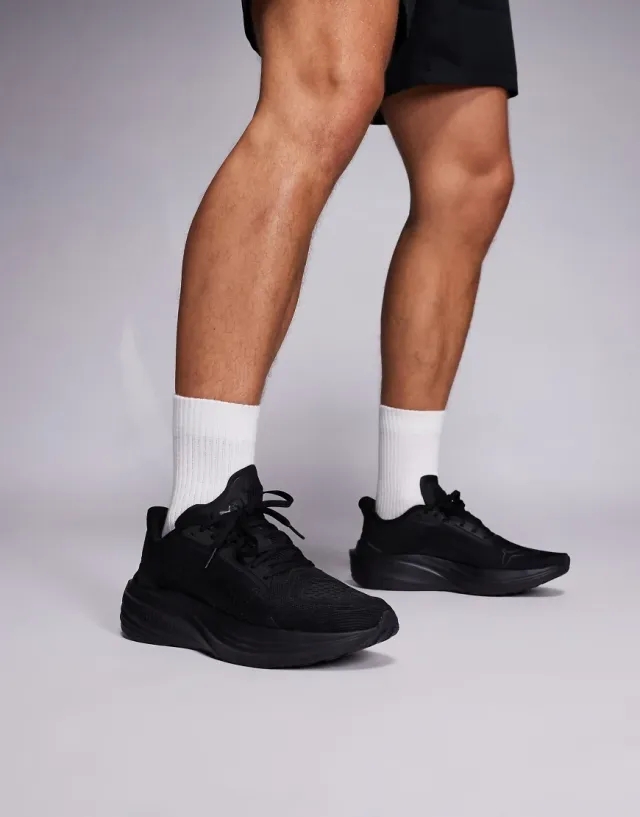 Puma Darter Pro Trainers In All Black