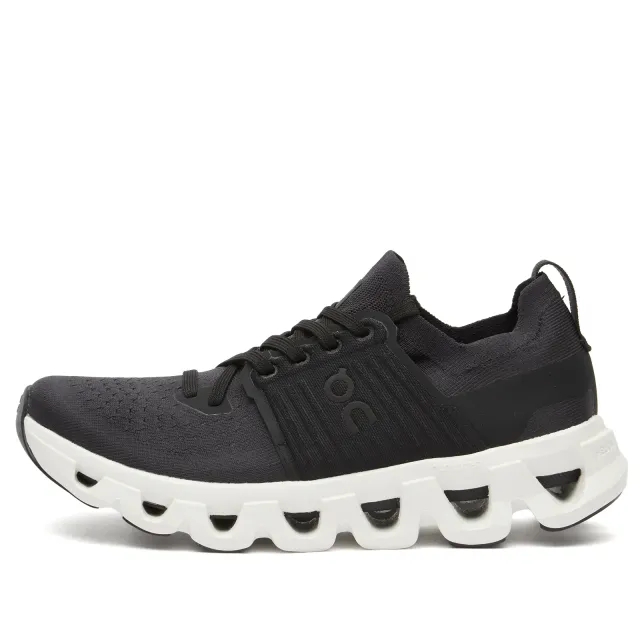 ON Women's Cloudswift 4 Sneakers Black/White