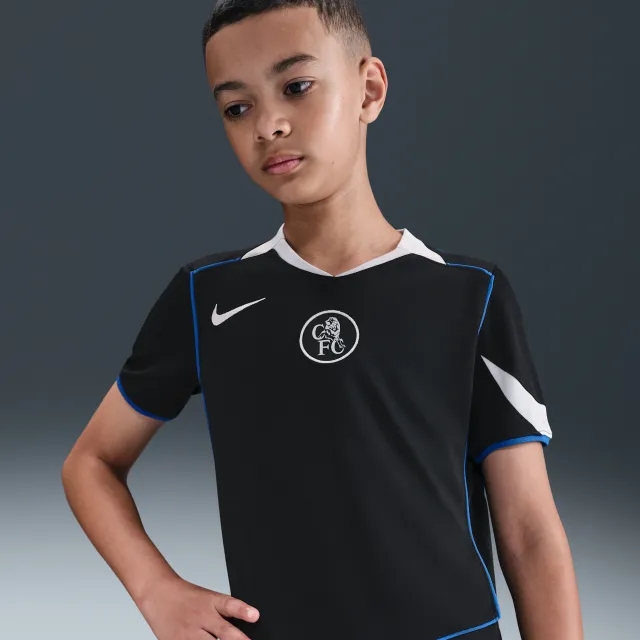 Chelsea F.C. 2025/26 Stadium Third Older Kids' Nike Dri-FIT Total 90 Football Replica Shirt - Black - Polyester