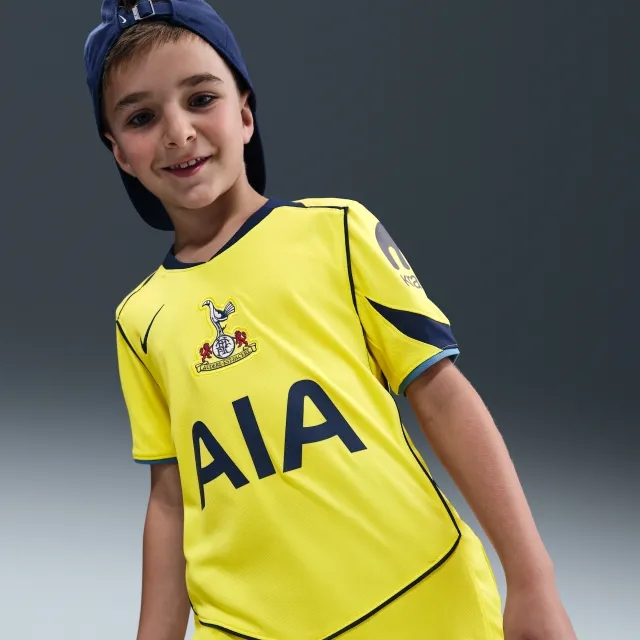 Tottenham Hotspur 2025/26 Stadium Third Older Kids' Nike Dri-FIT Total 90 Football Replica Shirt - Yellow - Polyester