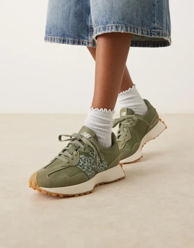 New Balance Women's 327 in Green Leather