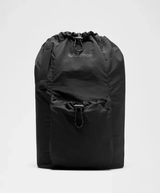 lululemon – 2-in-1 Convertible Backpack 21L – Color Black