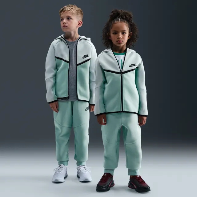 Nike Sportswear Younger Kids' Tech Fleece 2-Piece Full-Zip Set - Green