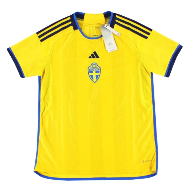 2022-23 Sweden adidas Women's Home Shirt *w/tags* - Sweden / w/tags 