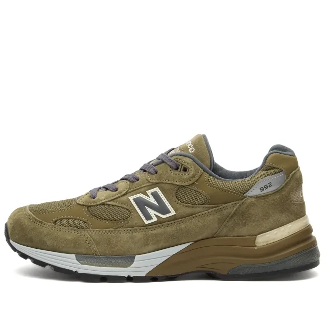 New Balance Unisex Made in USA 992 in Green/Grey Suede/Mesh