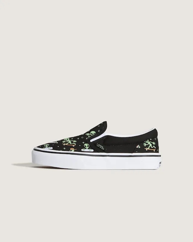 Vans - Kids Classic Slip-On Shoes (4-8 Years), Black