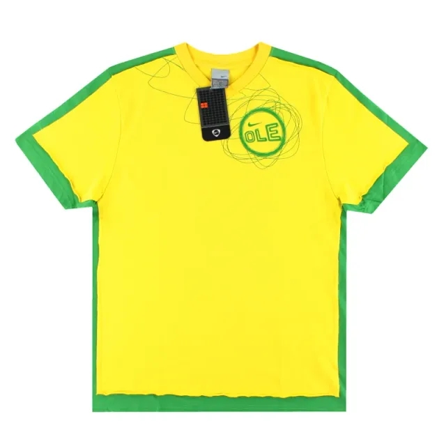 2003-04 Nike Brazil 'Ole' Graphic Tee *BNIB* - Brazil / BNIB 