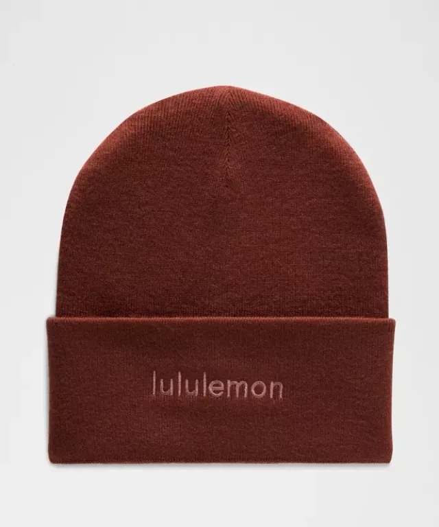 lululemon – Warm Revelation Beanie Hat Wordmark – Color Red