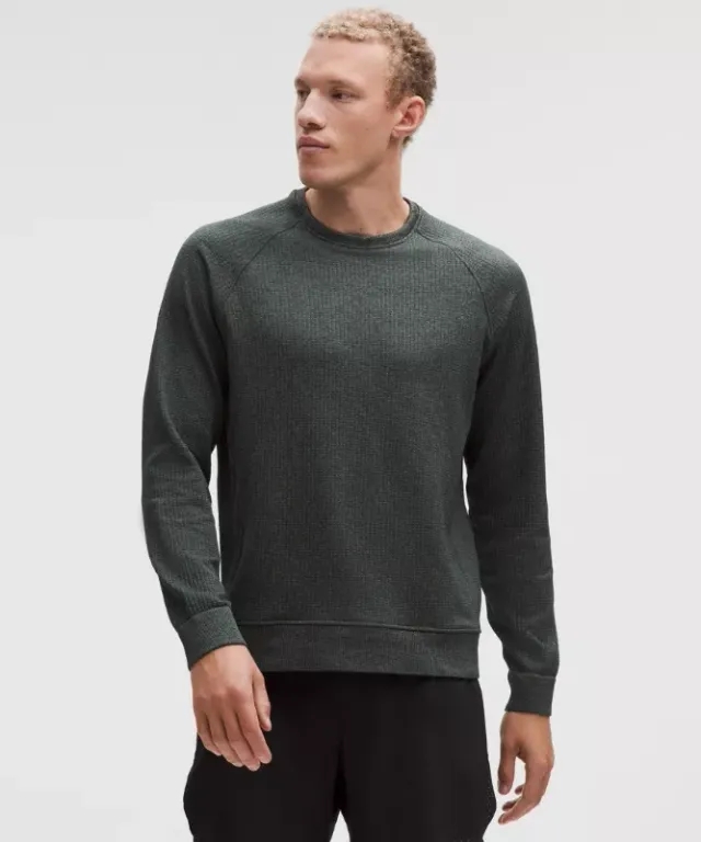 lululemon – Men's Engineered Warmth Long-Sleeve Crew Sweatshirt – Color Black/Grey – Size XS
