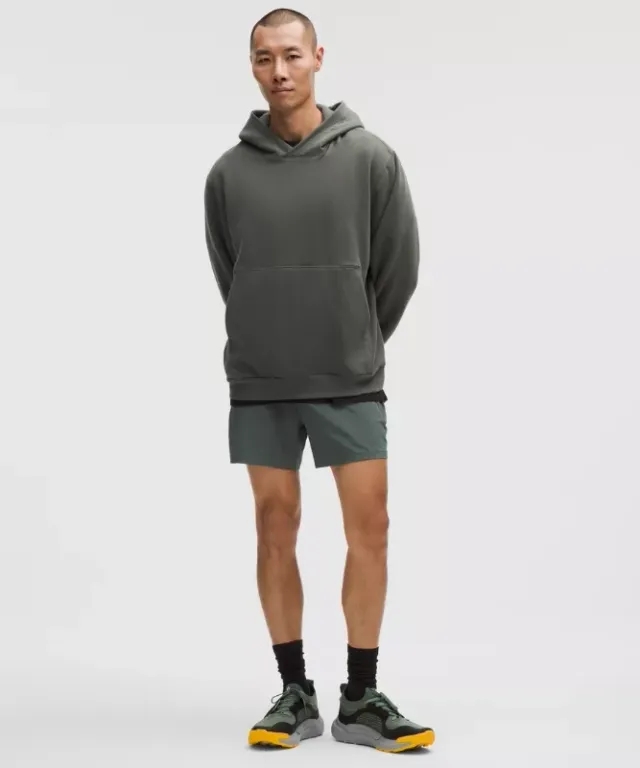 lululemon – Men's Pace Breaker Linerless Shorts – 5" – Color Green – Size Medium