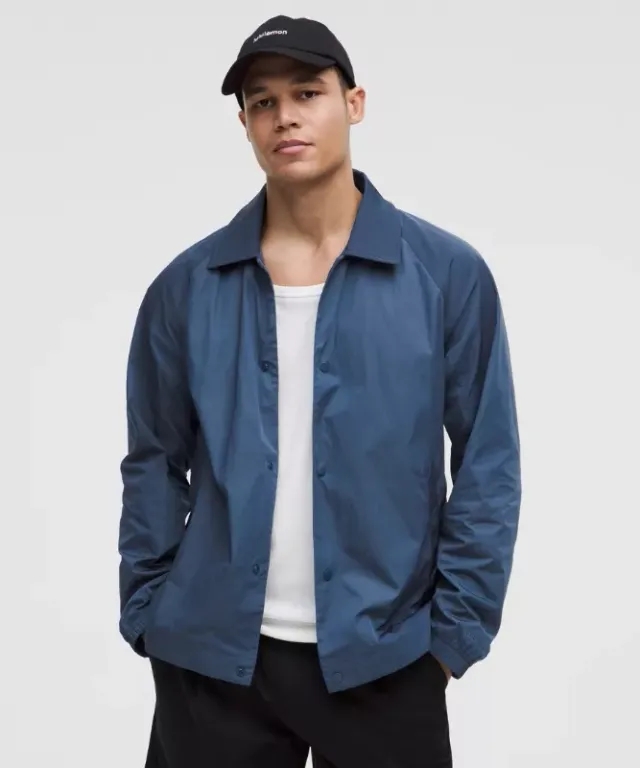 lululemon – Men's Coaches Jacket – Color Blue – Size Medium