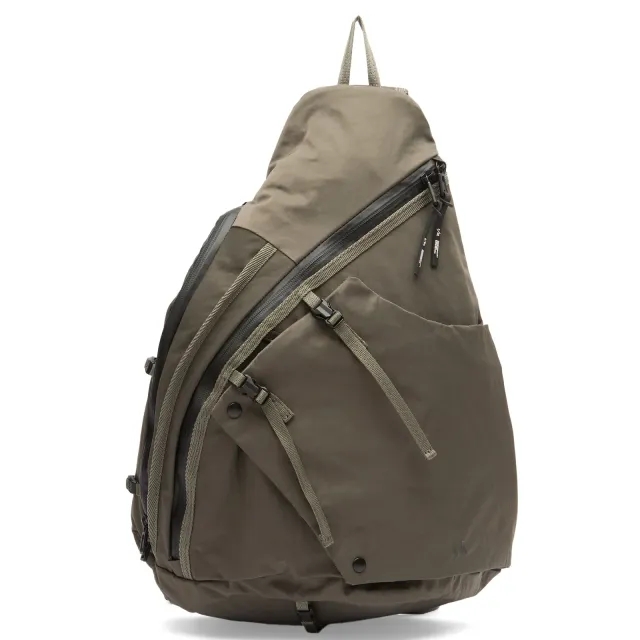 F/CE. Textured Twill 3 Points Slinger Bag Charcoal