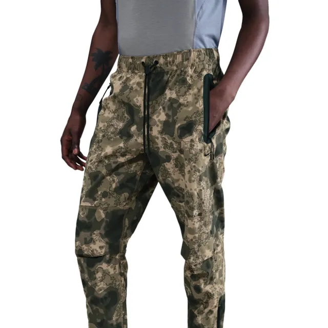 Nike Tech Woven Men Pants - Green