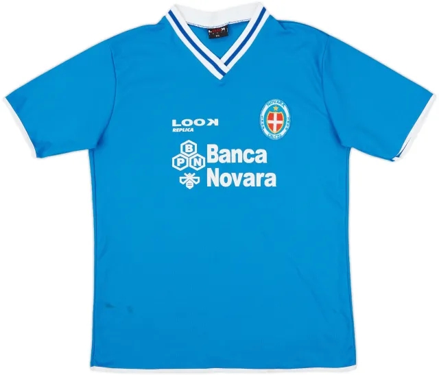 2005-06 Novara Signed Home Shirt - 7/10 - (XL)