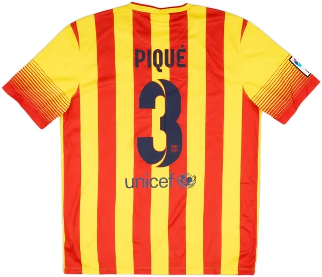 2013-15 Barcelona Away Shirt Pique #3 (L)