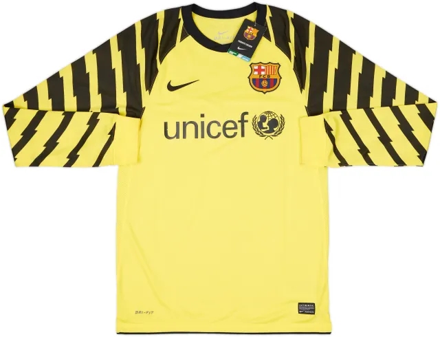 2010-11 Barcelona GK Shirt (S)