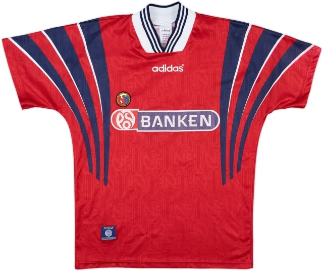 1996-97 Norway Player Issue Training/Home Shirt #7