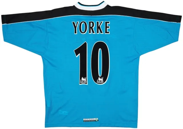 1998-99 Aston Villa Away Shirt Yorke #10 (M)