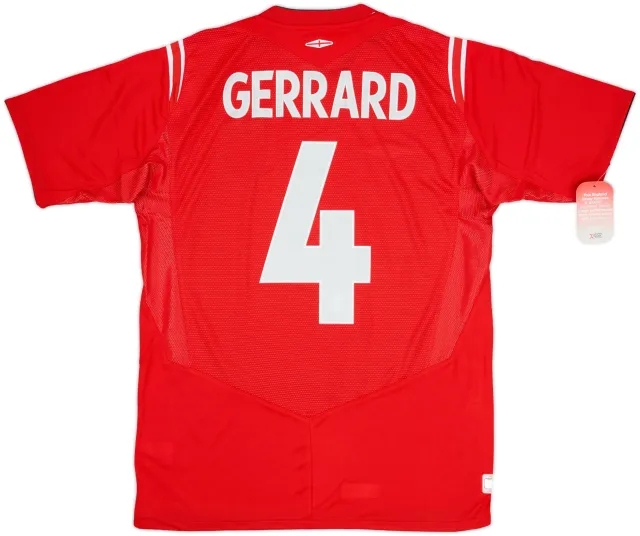2004-06 England Away Shirt Gerrard #4 (M)