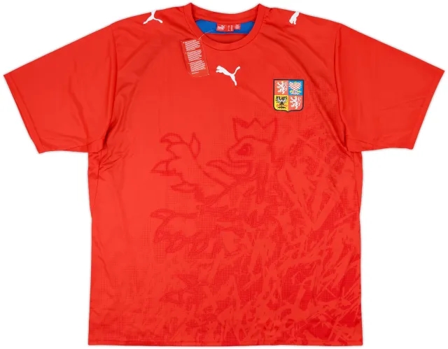 2006-08 Czech Republic Basic Home Shirt (XXL)