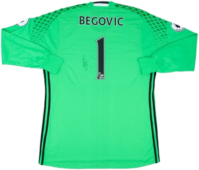 2016-17 Chelsea Match Issue Signed GK Shirt Begovic