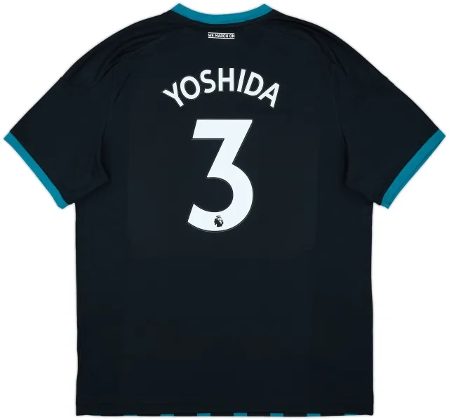 2017-18 Southampton Away Shirt Yoshida #3 (XXL)