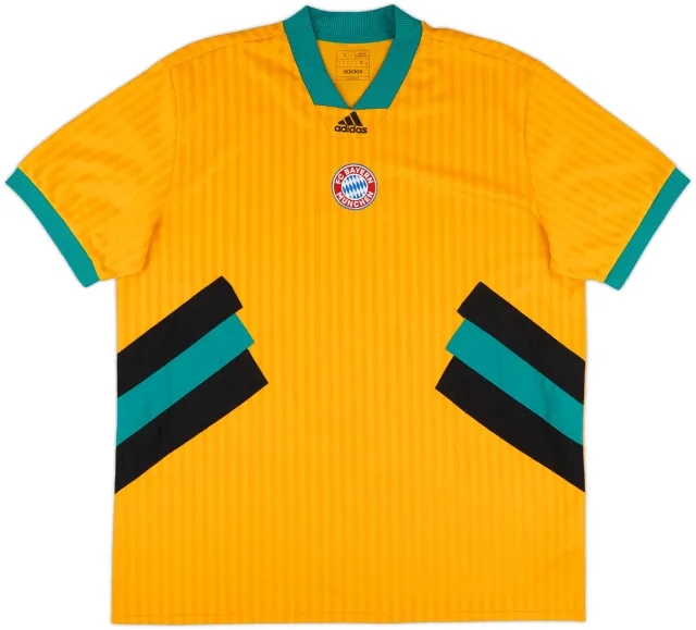 2022-23 Bayern Munich adidas Retro Icon Shirt - 10/10 - (L)