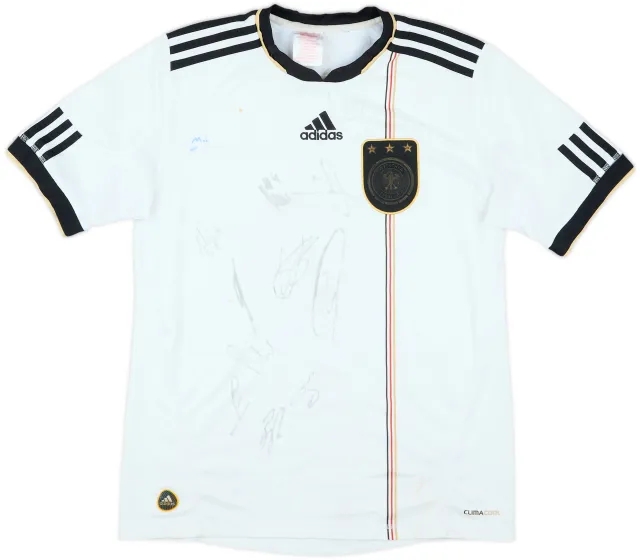 2010-11 Germany Signed Home Shirt - 4/10 - (XL.Boys)